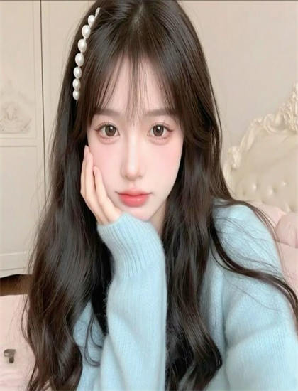 导演剪辑：《兔子帮3》电影与电视剧比较：媒介差异与叙事特点